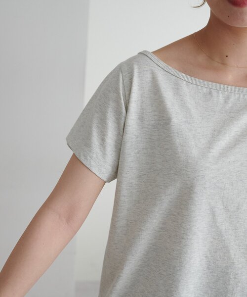 DISCOAT(ディスコート)の「【umm.】ワンショルロゴT(Tシャツ/カットソー・レディース・ネイビー/ライトグレー・FREE)」の15枚目の写真