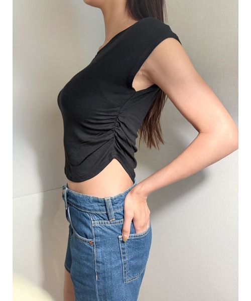 KONVINI（コンビニ）の「シャーリングTシャツ/shirring T-shirt（Tシャツ/カットソー・レディース・ホワイト/グレー/ブラック・FREE）」の6枚目の写真