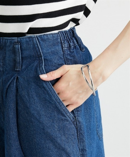 nissen（ニッセン）の「ウエストタックハイウエストデニムパンツ（デニムパンツ・レディース・ワンウォッシュ/ネイビー・LL/M/L）」の12枚目の写真