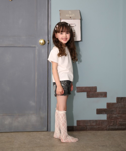 Rora(ローラ)の「エステラ デニム ショートパンツ(デニムパンツ・キッズ・チャコールグレー・120cm/130cm/140cm/110cm/150cm)」の4枚目の写真