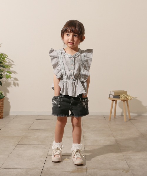 Rora(ローラ)の「エステラ デニム ショートパンツ(デニムパンツ・キッズ・チャコールグレー・120cm/130cm/140cm/110cm/150cm)」の7枚目の写真