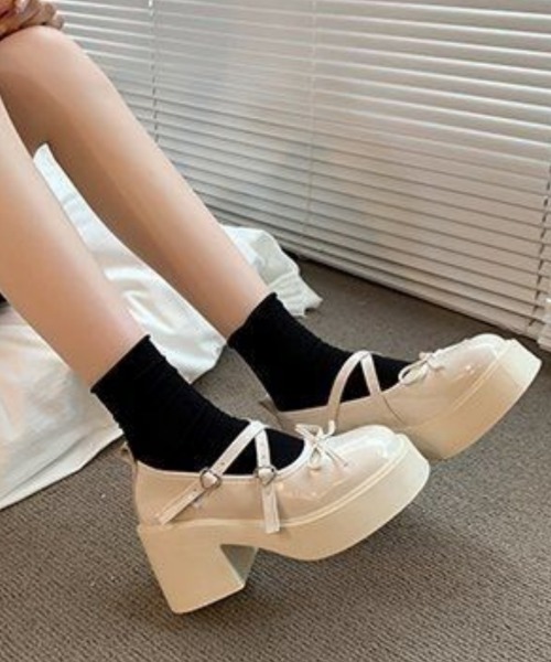 Ritzy（リッツィー）の「厚底 リボンデザインヒールパンプス/シューズ（ローファー・レディース・ホワイト/シルバー/ブラック・23/24/22.5/24.5/23.5/25）」の2枚目の写真