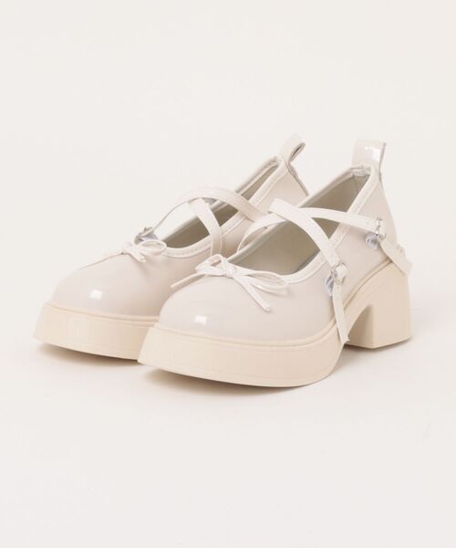 Ritzy（リッツィー）の「厚底 リボンデザインヒールパンプス/シューズ（ローファー・レディース・ホワイト/シルバー/ブラック・23/24/22.5/24.5/23.5/25）」の9枚目の写真