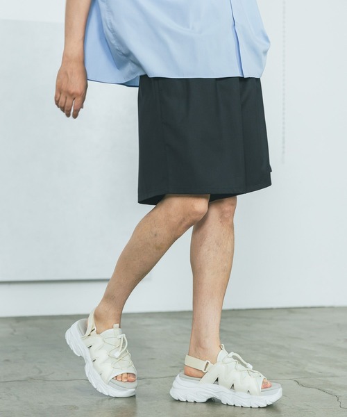 LAKOLE(ラコレ)の「コレラクショーツTR / 572995(その他パンツ・メンズ・チャコール/グレー/ブラック・MEDIUM/LARGE)」の1枚目の写真