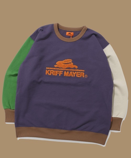 KRIFF MAYER Lady's Collection(クリフメイヤーレディースコレクション)の「【乾きやすい】サガラ刺繍裏起毛クルー(ロゴ)(スウェット・レディース・ブラウン/ナチュラル/パープル/ベージュ/チャコール/カラフル/グリーン/レッド・LARGE/MEDIUM)」の2枚目の写真
