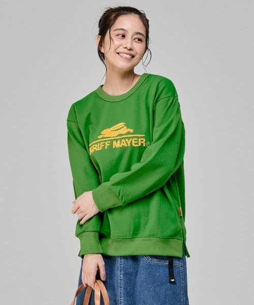 KRIFF MAYER Lady's Collection(クリフメイヤーレディースコレクション)の「【乾きやすい】サガラ刺繍裏起毛クルー(ロゴ)(スウェット・レディース・ブラウン/ナチュラル/パープル/ベージュ/チャコール/カラフル/グリーン/レッド・LARGE/MEDIUM)」の6枚目の写真