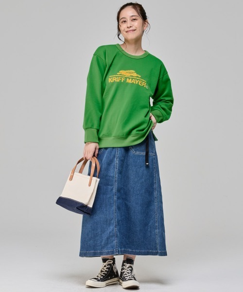 KRIFF MAYER Lady's Collection(クリフメイヤーレディースコレクション)の「【乾きやすい】サガラ刺繍裏起毛クルー(ロゴ)(スウェット・レディース・ブラウン/ナチュラル/パープル/ベージュ/チャコール/カラフル/グリーン/レッド・LARGE/MEDIUM)」の12枚目の写真