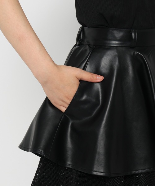 【完売品】HARE 2WAYフェイクレザースカート ブラック HARE（ハレ）の「【EDGY MODE SET UP対応】2WAYフェイクレザー