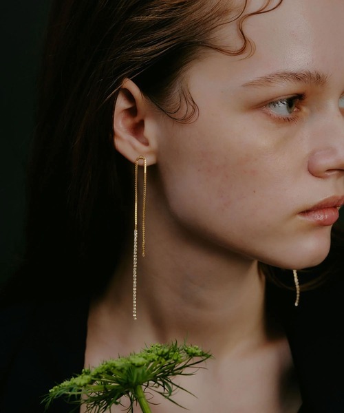 loni（ロニ）の「(loni)Leaf Bijou Asymmetry Pierce（ピアス（両耳用）・レディース・シルバー/ゴールド・ONE SIZE）」の14枚目の写真