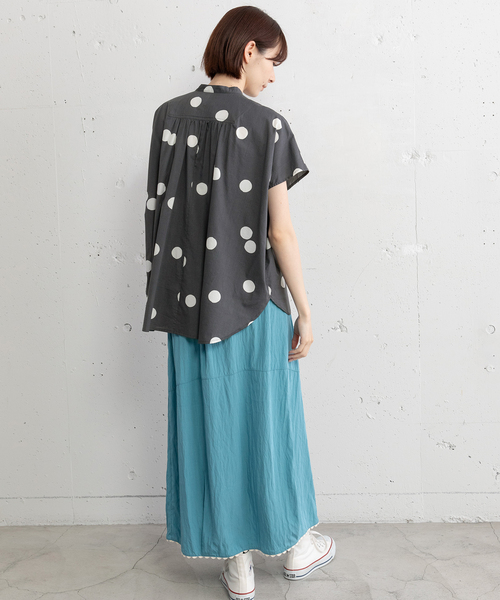 POU DOU DOU(プードゥドゥ)の「ランダムドットバンドカラーシャツ(シャツ/ブラウス・レディース・ブラック/ダークグレー・M)」の13枚目の写真