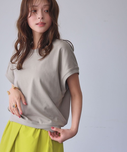ELFRANK(エルフランク)の「綿混フレンチスリーブイレギュラーヘムシンプルカットソー(Tシャツ/カットソー・レディース・オフホワイト/グレイッシュベージュ/ブラック・L/M)」の1枚目の写真