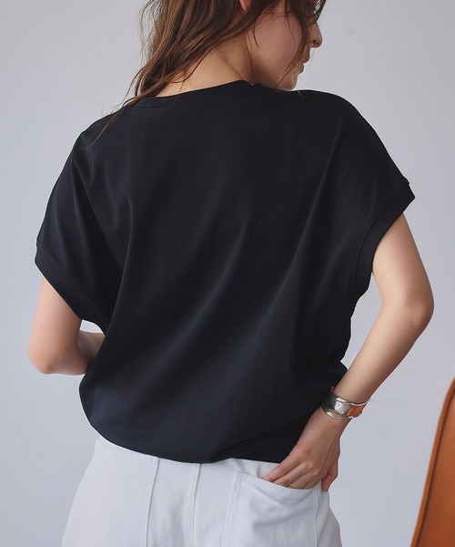 ELFRANK(エルフランク)の「綿混フレンチスリーブイレギュラーヘムシンプルカットソー(Tシャツ/カットソー・レディース・オフホワイト/グレイッシュベージュ/ブラック・L/M)」の13枚目の写真
