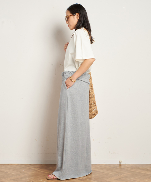 AP STUDIO（エーピーストゥディオ）の「フォールドオーバースウェットスカート（スカート・レディース・チャコールグレー/ネイビー・36/38）」の12枚目の写真