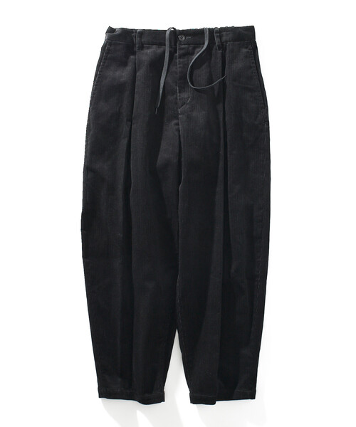 FREAK'S STORE（フリークスストア）の「限定展開 ワイドシルエット コーデュロイ タックパンツ（その他パンツ・メンズ・ブラウン/ベージュ/ブラック/チャコールグレー・LARGE/MEDIUM/SMALL）」の6枚目の写真
