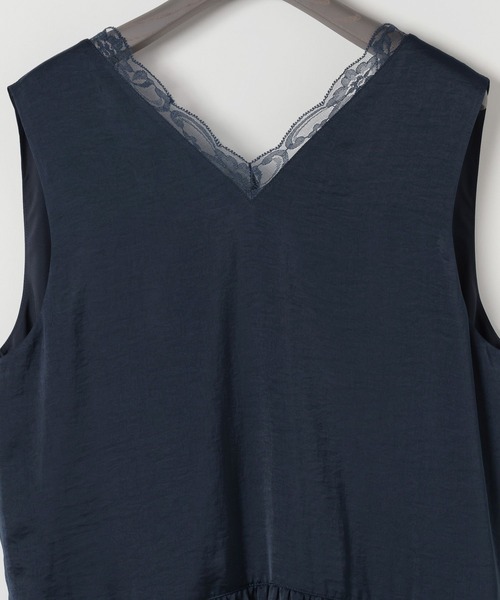 eL(エル)の「【eL】Gather Lace V One-piece/582474(ワンピース・レディース・オフホワイト/ネイビー・FREE)」の3枚目の写真