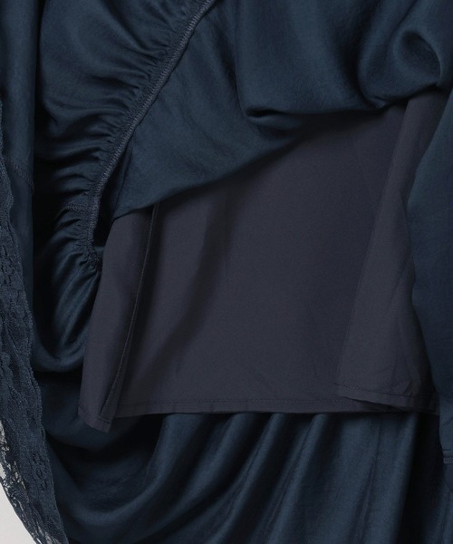 eL(エル)の「【eL】Gather Lace V One-piece/582474(ワンピース・レディース・オフホワイト/ネイビー・FREE)」の4枚目の写真