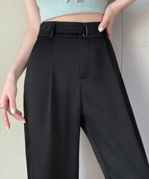 SHEPP(シープ)の「ウエストベルトデザイン タックワイドスラックス(スラックス・レディース・ブラック/グレー・S/M/L)」の3枚目の写真