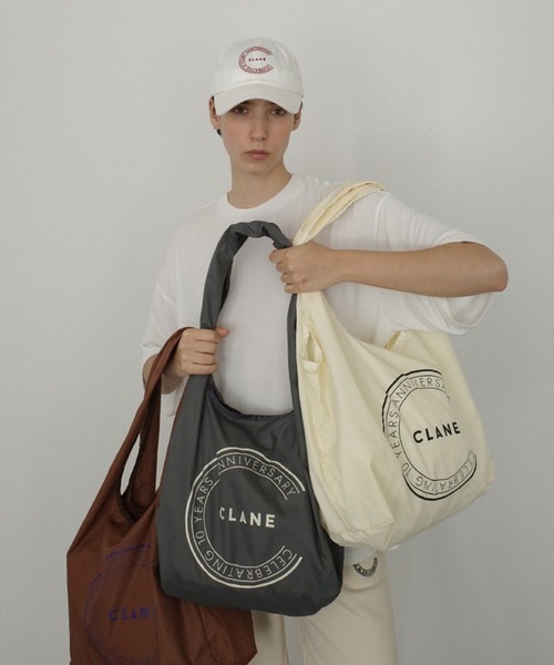 CLANE（クラネ）の「10TH LOGO ECO BAG（トートバッグ・レディース・アイボリー/チャコールグレー・FREE）」の3枚目の写真