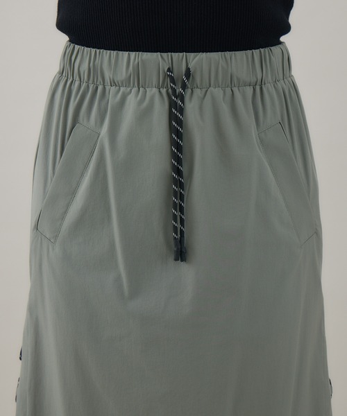 Paradise Picnic（パラダイスピクニック）の「33℃ サイドスリット カーブコードフレアスカート（スカート・レディース・ブラック/カーキ・FREE）」の8枚目の写真