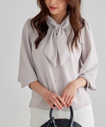 Pierrot（ピエロ）の「ボウタイデザインTブラウス（シャツ/ブラウス）」