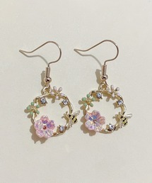 シェル フラワー メルヘン モチーフ ピアス