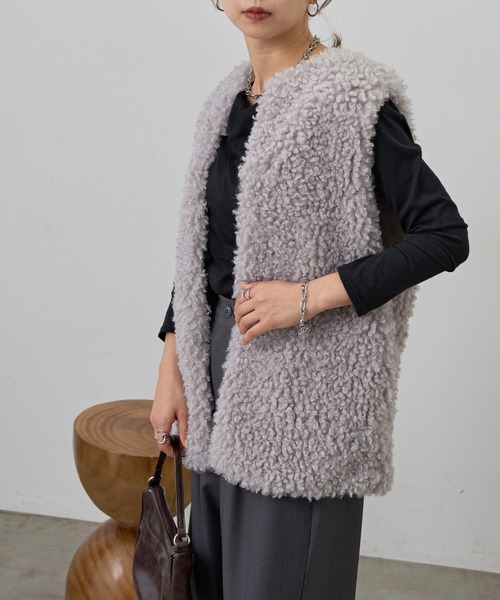プードルフェイクファーロングベスト（ベスト）｜COLONY 2139
