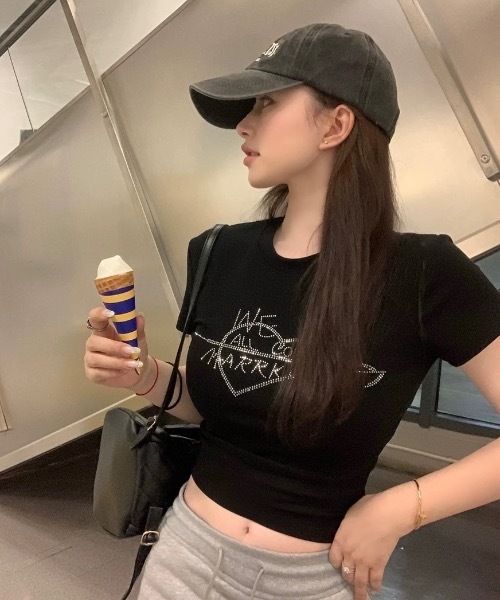 FUNdaysion（ファンデイション）の「ハートラインストーンショートTシャツ（Tシャツ/カットソー・レディース・ホワイト/ブラック・M）」の15枚目の写真