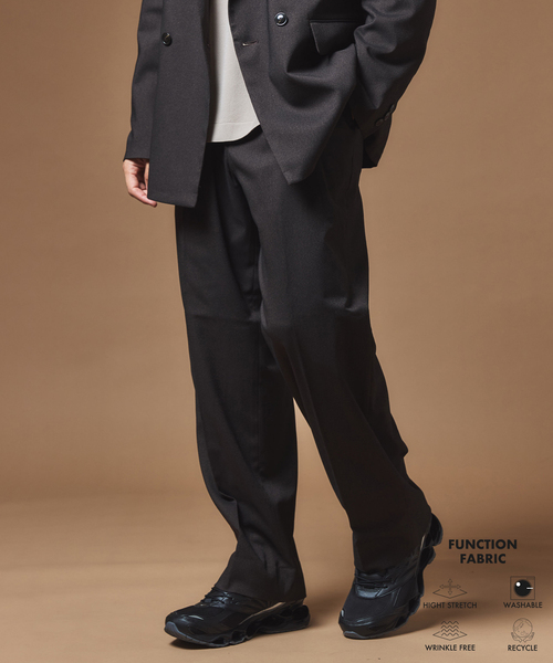 EDIFICE（エディフィス）の「”MULTI FUNCTION” イージー スラックス（スラックス・メンズ・ブラウン/ネイビー/ブラック・LARGE/MEDIUM/SMALL/X-LARGE）」の2枚目の写真