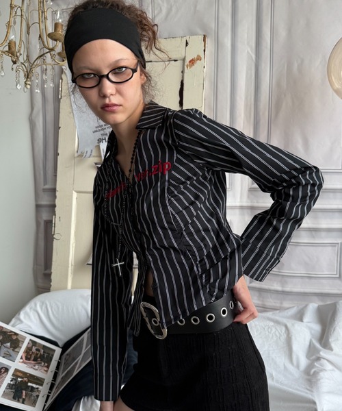 SHAGGIE（シャギー）の「【ViVi掲載】刺繍入りピンストライプ長袖シャツ（シャツ/ブラウス・レディース・ホワイト/ブラック・FREE）」の21枚目の写真