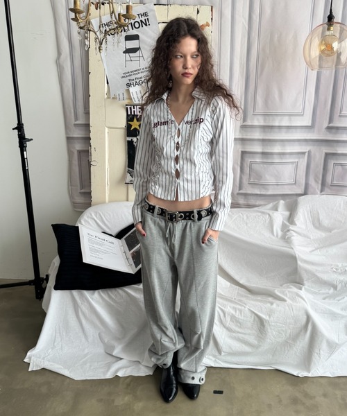 SHAGGIE（シャギー）の「【ViVi掲載】刺繍入りピンストライプ長袖シャツ（シャツ/ブラウス・レディース・ホワイト/ブラック・FREE）」の14枚目の写真