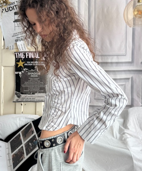 SHAGGIE（シャギー）の「【ViVi掲載】刺繍入りピンストライプ長袖シャツ（シャツ/ブラウス・レディース・ホワイト/ブラック・FREE）」の11枚目の写真