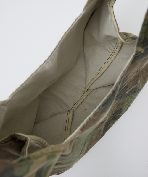 MASTER&Co（マスターアンドコー）の「【MASTER&Co / マスターアンドコー】チノトートバッグスモール / 日本製 / レオパード / 迷彩 / カモ【WEB限定】（トートバッグ・レディース・その他1/その他2・フリー）」の11枚目の写真