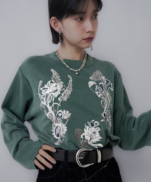 HARE(ハレ)の「フラワーシシュウT(HARE)(Tシャツ/カットソー・レディース・グリーン/ホワイト/ブラック・FREE)」の1枚目の写真