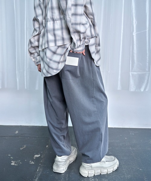 Nora Lily(ノラリリー)の「【Nora Lily】Stripe Panel Relaxed Pants(スラックス・メンズ・ブラック/グレー・FREE)」の12枚目の写真