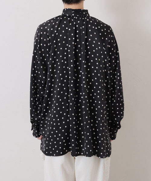 JOURNAL STANDARD LUXE(ジャーナルスタンダード ラックス)の「ドットプリーツディテールシャツ(シャツ/ブラウス・レディース・ブラック・FREE)」の15枚目の写真