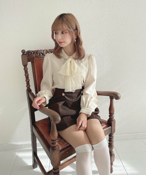 F i.n.t(フィント)の「スカラップレースボウタイシャツ/fint フィント(シャツ/ブラウス・レディース・オフホワイト/アイボリー・FREE)」の8枚目の写真