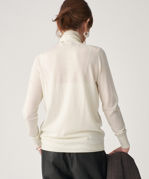 VERMEIL par iena(ヴェルメイユパーイエナ)の「LE PETIT PULLE ル プティ プレ highneck sweater 1251055(ニット/セーター・レディース・アイボリー/ブラック・FREE)」の9枚目の写真