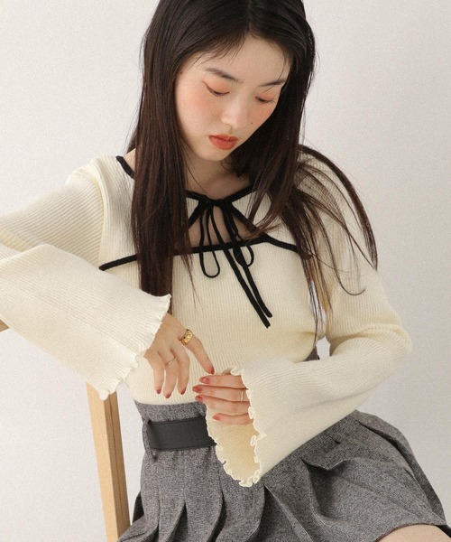 Heather(ヘザー)の「2WAYフロントカットアウトニット 608404(ニット/セーター・レディース・ネイビー/アイボリー/ブラウン・FREE)」の3枚目の写真