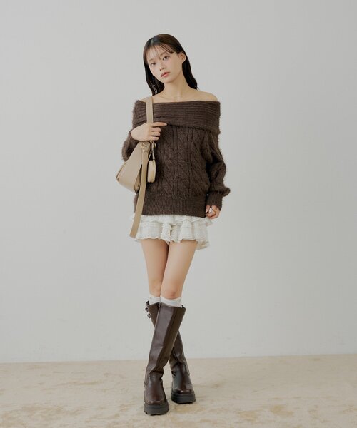 Chico（チコ）の「リブデザインオフショルルーズニット（ニット/セーター・レディース・グレー/ベージュ/ブラウン/アイボリー/レッド・FREE）」の17枚目の写真