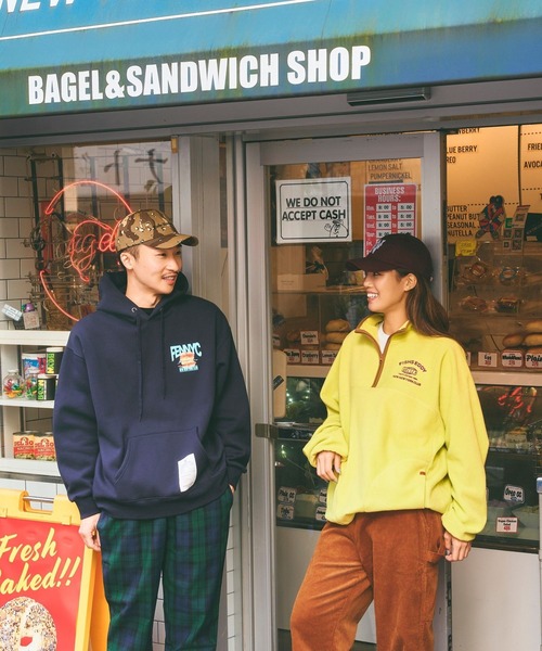 niko and...（ニコアンド）の「【NEW NEW YORK XMAS】コラボフーディ（パーカー・レディース・グレー/ネイビー/レッド・MEDIUM/LARGE）」の11枚目の写真