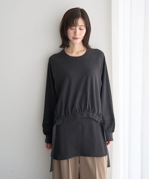 Editt by YECCA VECCA（エディットバイイェッカヴェッカ）の「素材MIXレイヤード起毛プルオーバー（スウェット・レディース・ブラック/グレー/チャコールグレー・FREE）」の4枚目の写真