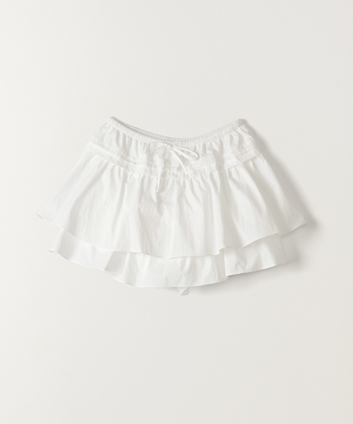TTUDEMENT(トュードメント)の「SHIRRING MINI SKIRT WHITE(スカート・レディース・その他・SMALL/MEDIUM)」の4枚目の写真