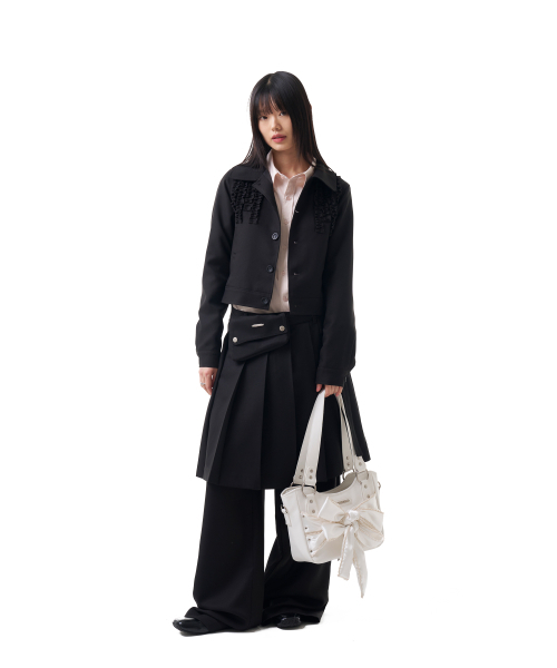 IUGAMAKARAS(イウガマカラス)の「Belted Bag Pleats Midi Skirt (Black)(スカート・レディース・その他・1/2)」の11枚目の写真