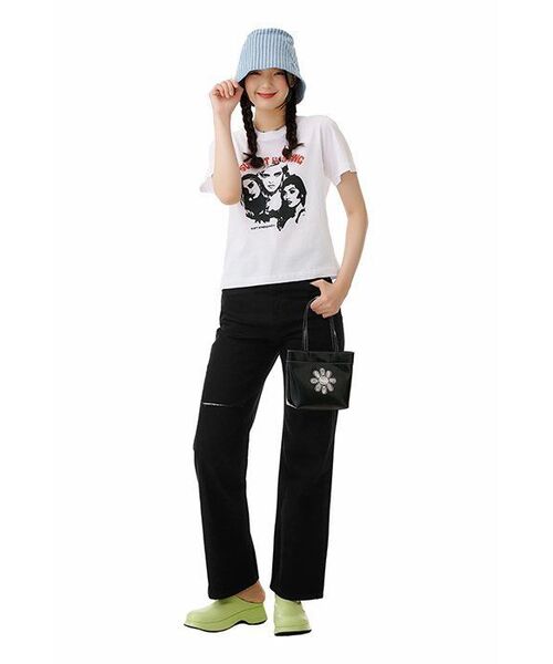 MUSINSA STANDARD WOMAN（ムシンサスタンダードウーマン）の「ウィメンズスラッシュルーズストレートデニムパンツ[ブラック]（デニムパンツ・レディース・その他・30/24/25/26/27/28/29）」の9枚目の写真
