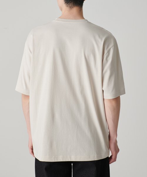 MUSINSA STANDARD（ムシンサスタンダード）の「[クールタンダード] リラックスフィットクルーネックTシャツ [エクリュ]（Tシャツ/カットソー・メンズ・その他・XXX-LARGE/SMALL/MEDIUM/LARGE/X-LARGE/XX-LARGE）」の2枚目の写真