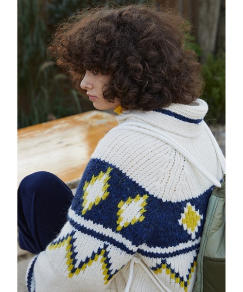 GREEN BUTTER（グリーンバター）の「Big Dia Cowichan カーディガン（カーディガン/ボレロ・レディース・ブルー/ホワイト・FREE）」の13枚目の写真