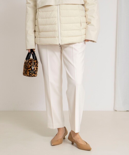 NOLLEY’S（ノーリーズ）の「《セットアップ対応》ウォッシャブルサージストレッチストレートパンツ（その他パンツ・レディース・グレイッシュベージュ/ネイビー/オフホワイト・34/36/38/40）」の22枚目の写真