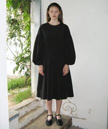 TUCK SHIRRING DRESS (BLACK)