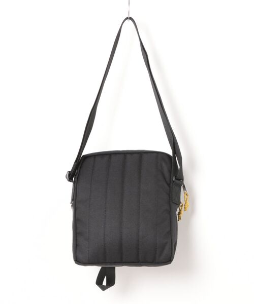 THE NORTH FACE(ザノースフェイス)の「【THE NORTH FACE/ザ・ノースフェイス】ユニセックス 斜め掛けバッグ ショルダーバッグ 4.5L(ショルダーバッグ・メンズ・ブラック・FREE)」の2枚目の写真