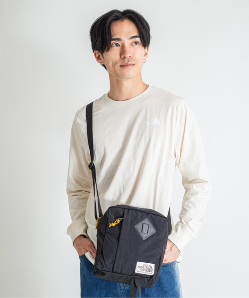 THE NORTH FACE(ザノースフェイス)の「【THE NORTH FACE/ザ・ノースフェイス】ユニセックス 斜め掛けバッグ ショルダーバッグ 4.5L(ショルダーバッグ・メンズ・ブラック・FREE)」の16枚目の写真